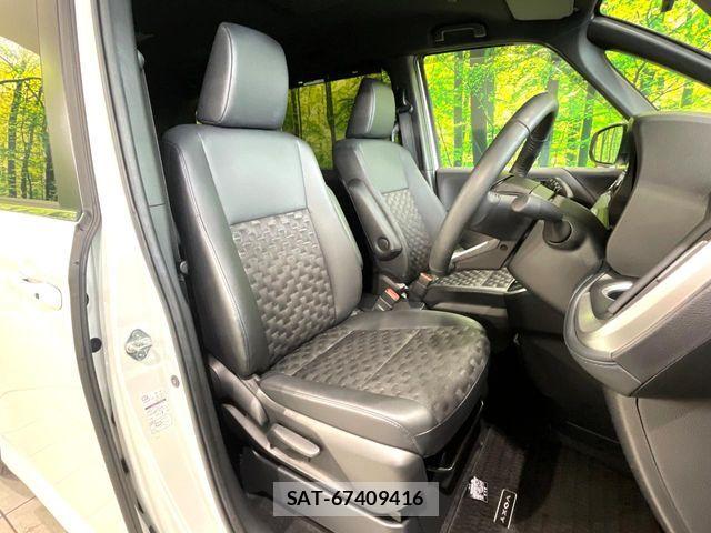 Toyota VOXY 2024-02 7391273-8