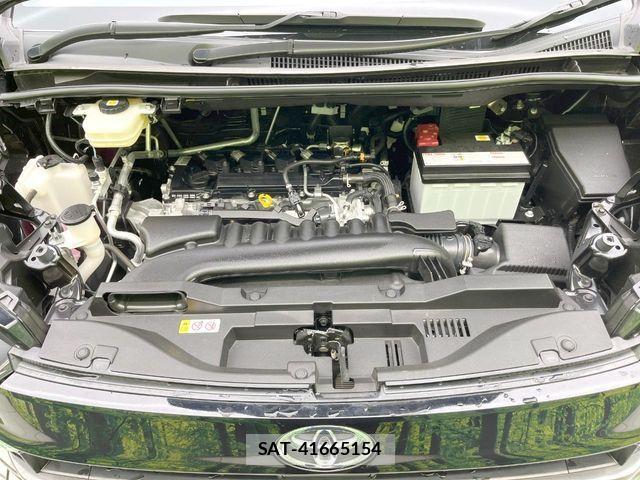 Toyota VOXY 2022-10 7394728-17