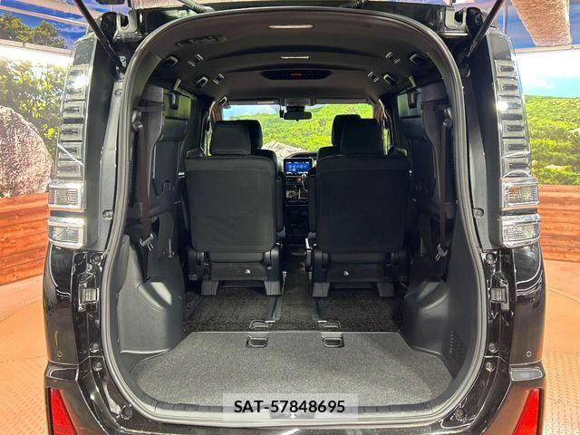Toyota VOXY 2020-10 7394741-10