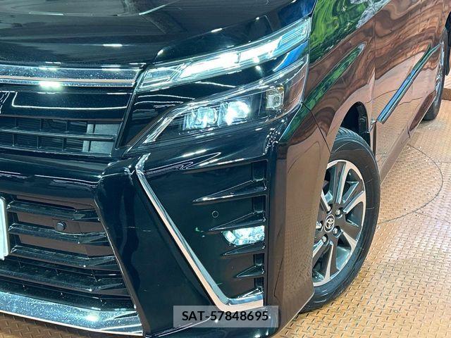 Toyota VOXY 2020-10 7394741-12