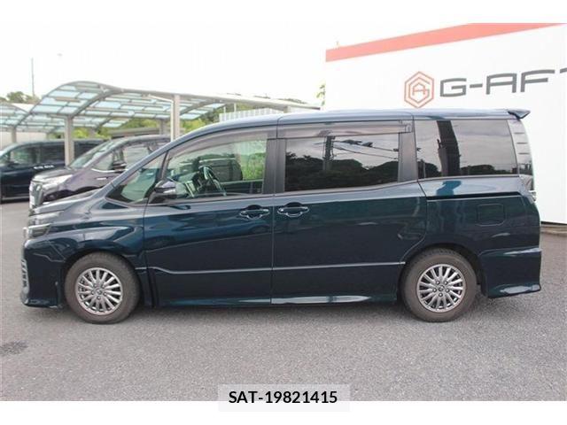 Toyota VOXY 2014-05 7394778-12