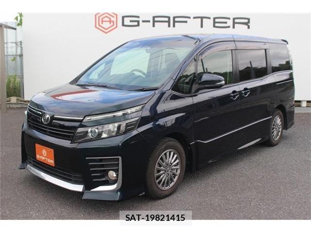 Toyota VOXY 2014-05 7394778-13