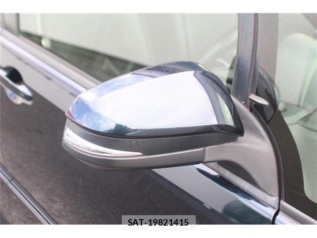 Toyota VOXY 2014-05 7394778-20