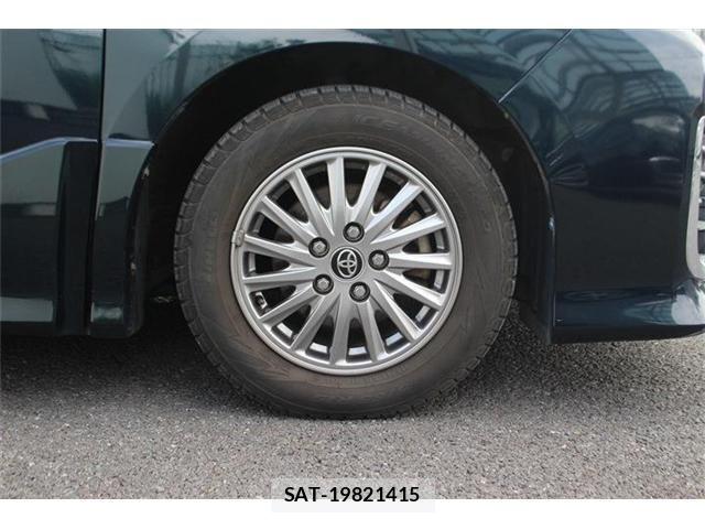 Toyota VOXY 2014-05 7394778-25