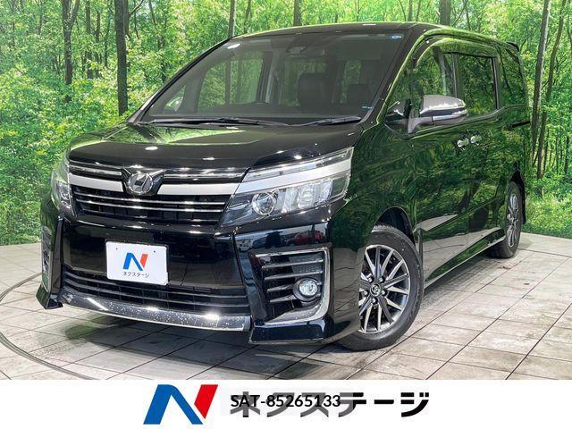Toyota VOXY 2017-01 7394758-0