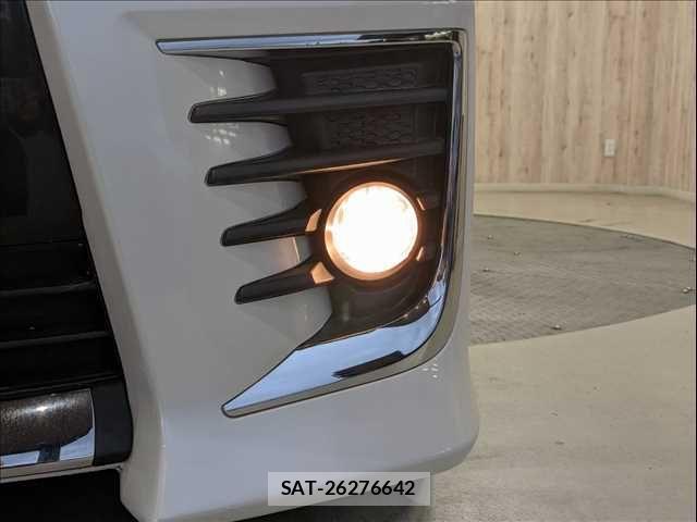 Toyota VOXY 2014-09 7394788-13