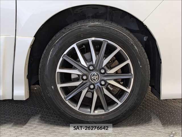 Toyota VOXY 2014-09 7394788-14