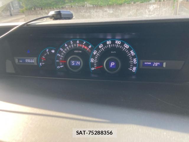 Toyota VOXY 2007-10 7393717-17