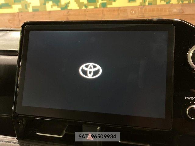 Toyota VOXY 2023-08 7394725-2