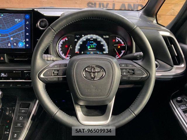 Toyota VOXY 2023-08 7394725-6