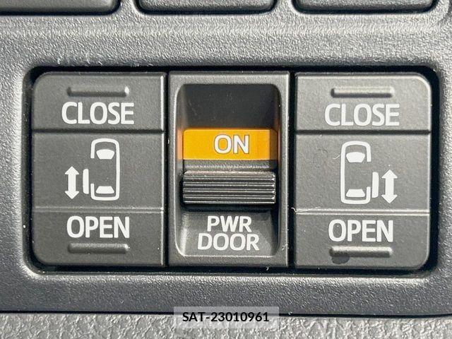 Toyota VOXY 2019-09 7394747-4