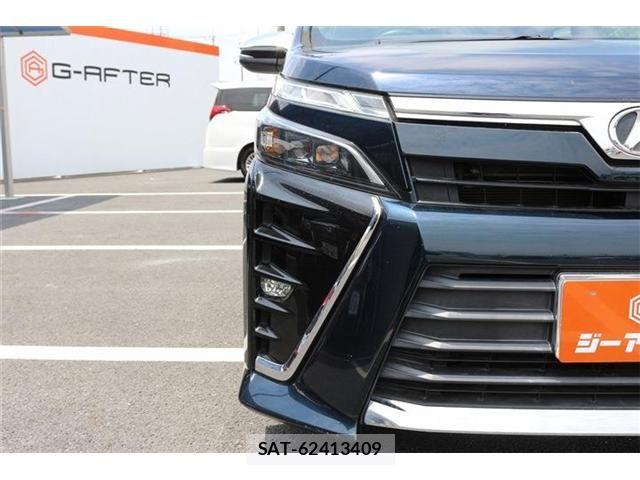Toyota VOXY 2018-08 7394772-27