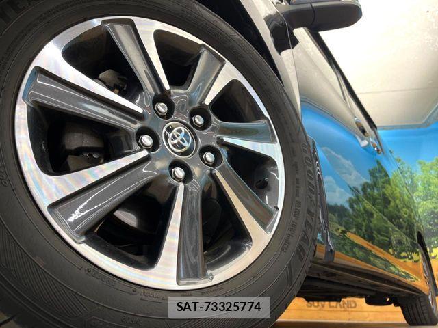 Toyota VOXY 2020-03 7394742-13