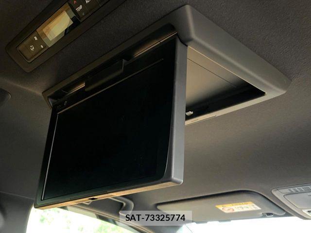 Toyota VOXY 2020-03 7394742-4