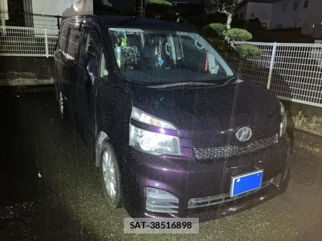 Toyota VOXY 2013-02 7391308-0