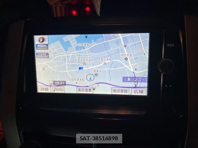 Toyota VOXY 2013-02 7391308-10