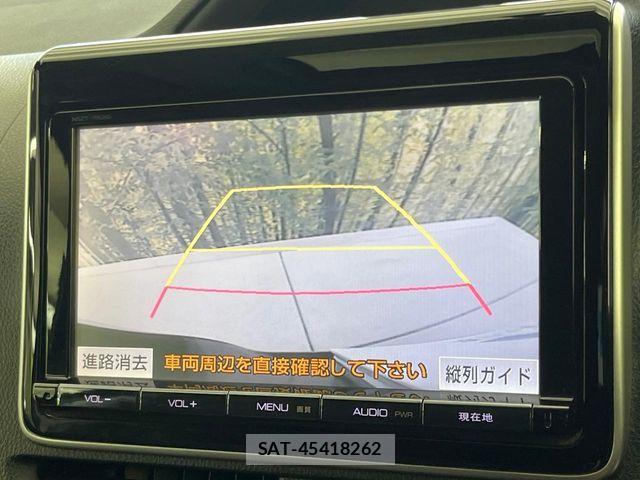 Toyota VOXY 2014-04 7394775-5
