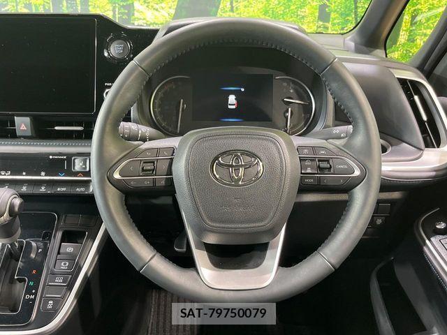 Toyota VOXY 2024-05 7394726-11