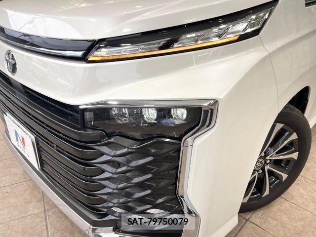 Toyota VOXY 2024-05 7394726-12