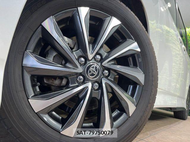 Toyota VOXY 2024-05 7394726-13