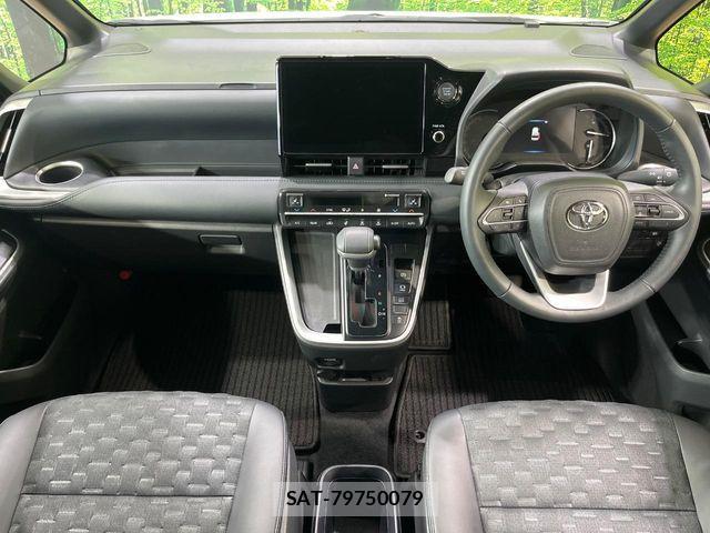 Toyota VOXY 2024-05 7394726-1