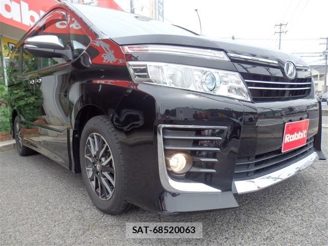 Toyota VOXY 2015-06 7458744-9