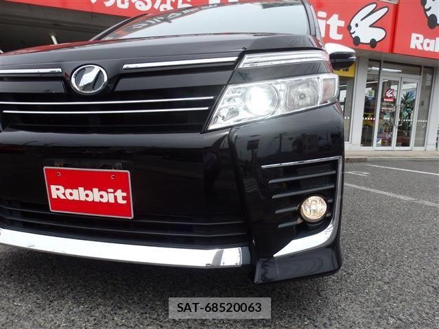 Toyota VOXY 2015-06 7458744-10