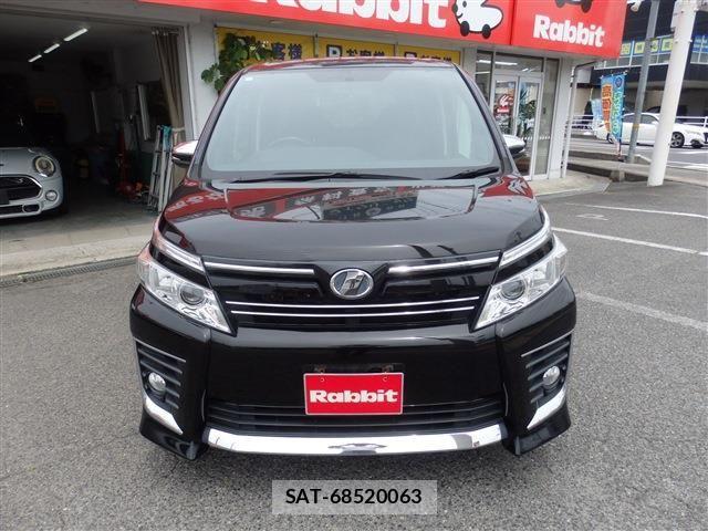 Toyota VOXY 2015-06 7458744-2