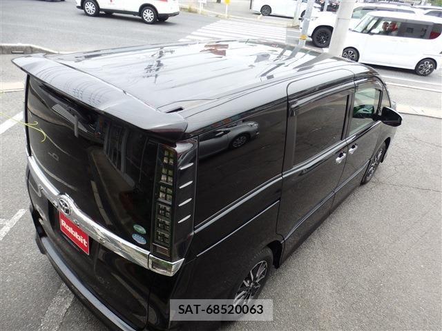 Toyota VOXY 2015-06 7458744-7