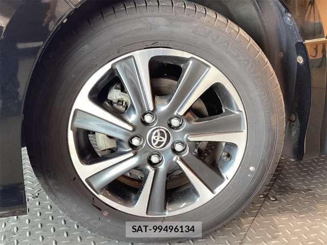 Toyota VOXY 2020-11 7458707-19