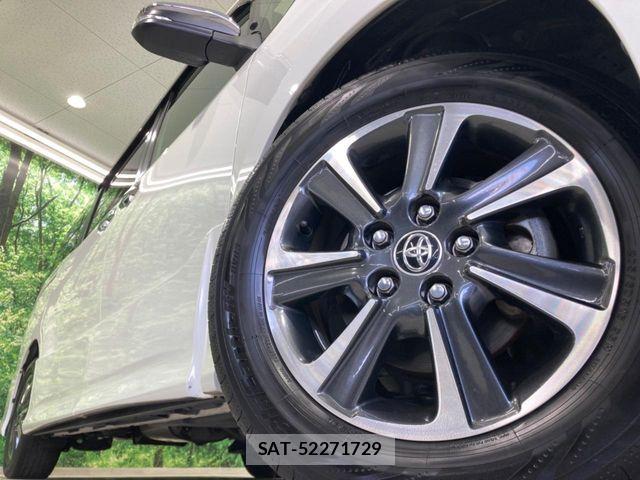 Toyota VOXY 2021-02 7458708-12
