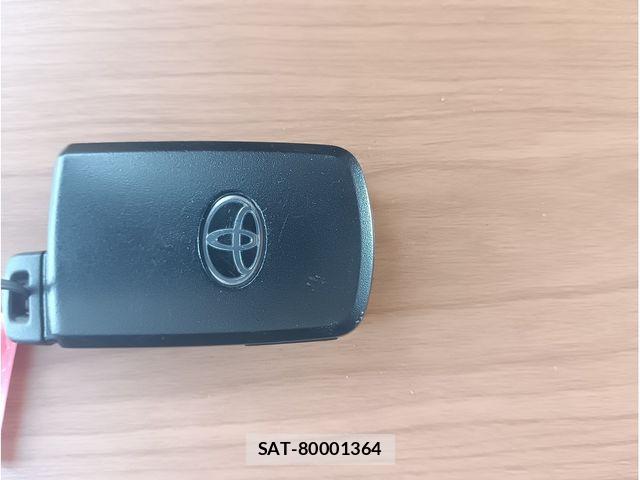 Toyota VOXY 2015-07 7458743-17