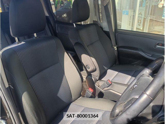 Toyota VOXY 2015-07 7458743-1