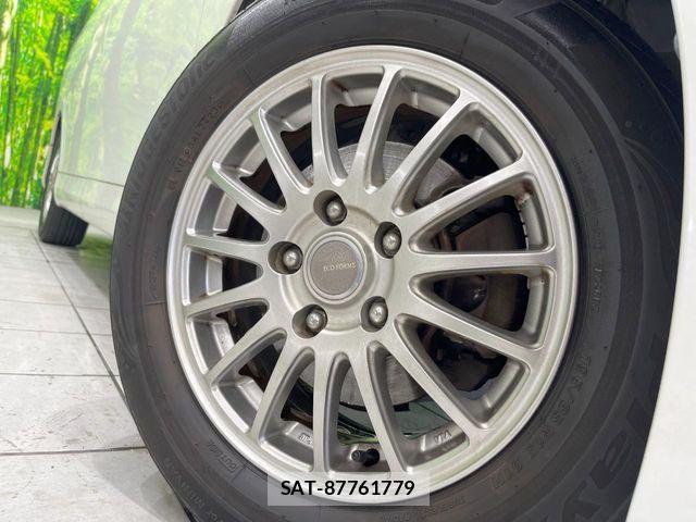 Toyota VOXY 2013-02 7458757-13