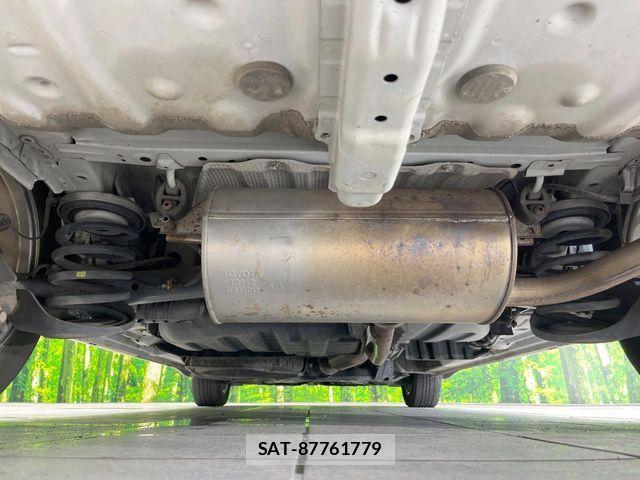 Toyota VOXY 2013-02 7458757-18