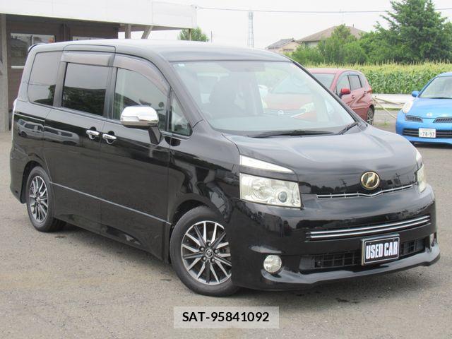 Toyota VOXY 2008-11 7458759-0