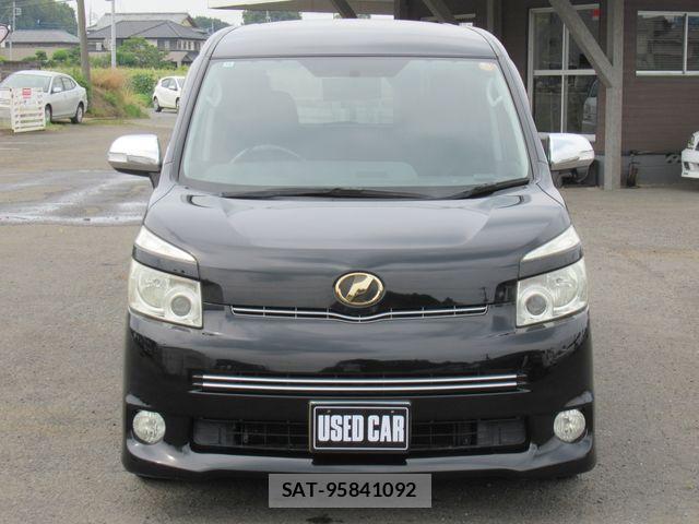 Toyota VOXY 2008-11 7458759-2