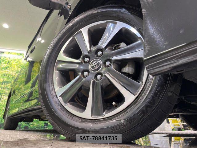 Toyota VOXY 2017-08 7458733-13
