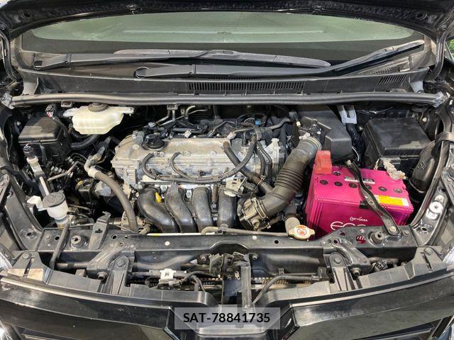 Toyota VOXY 2017-08 7458733-18