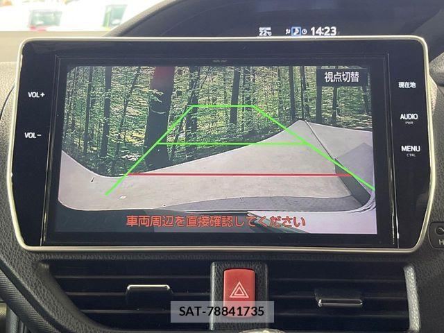 Toyota VOXY 2017-08 7458733-3