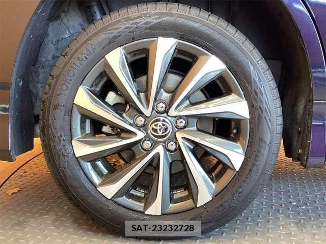 Toyota VOXY 2024-04 7458699-19