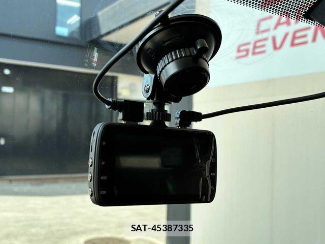 Toyota VOXY 2013-07 7458747-12