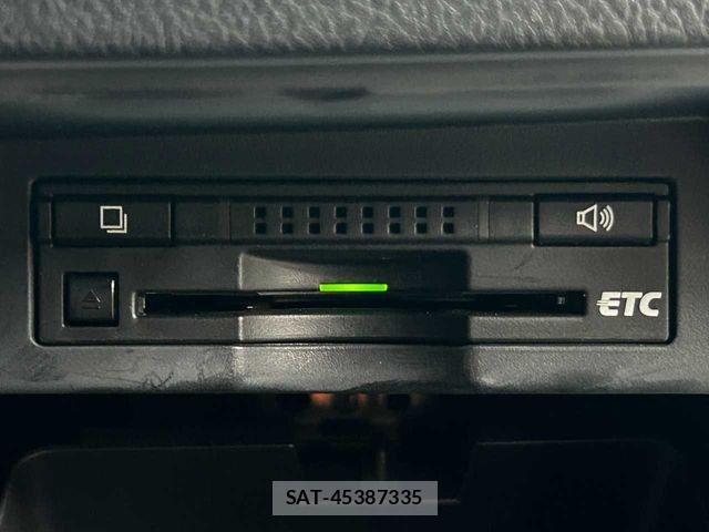 Toyota VOXY 2013-07 7458747-16
