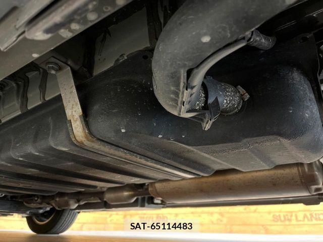 Toyota VOXY 2024-04 7458713-19