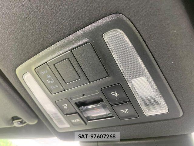 Toyota VOXY 2022-07 7458712-5