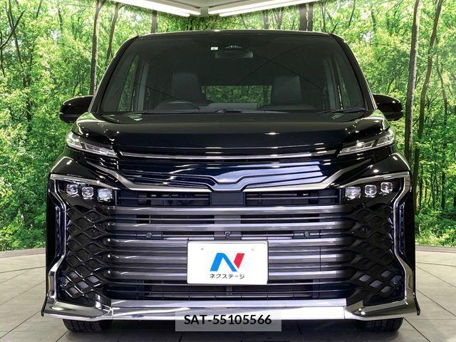 Toyota VOXY 2023-06 7458700-14