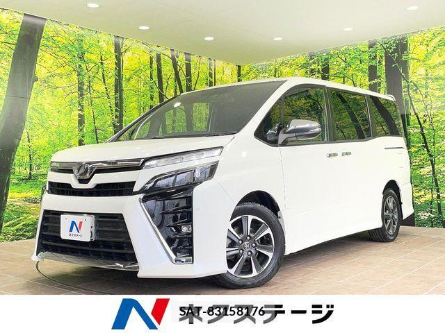 Toyota VOXY 2018-08 7458740-0