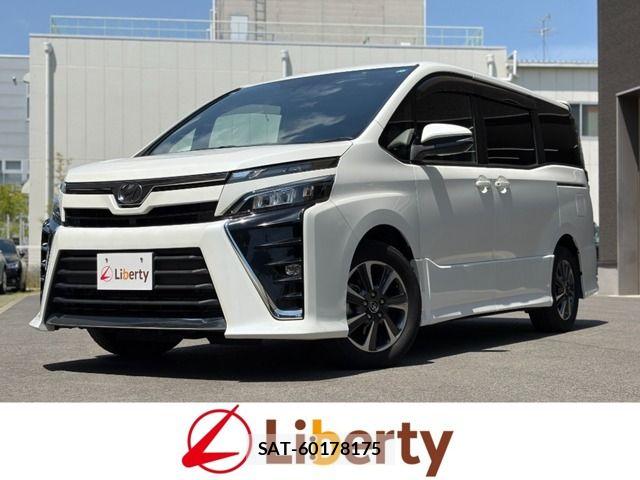 Toyota VOXY 2017-08 7458726-0