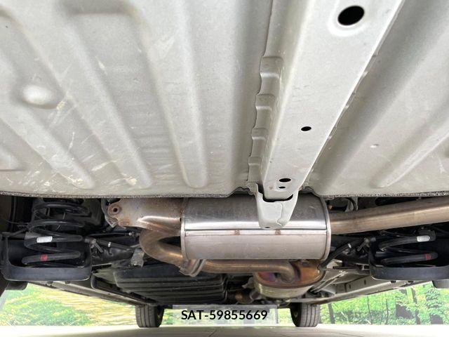 Toyota VOXY 2017-10 7458725-19