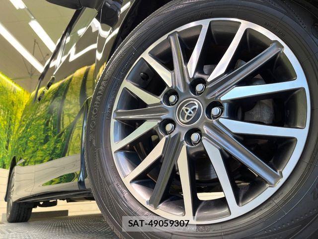 Toyota VOXY 2014-02 7458749-13